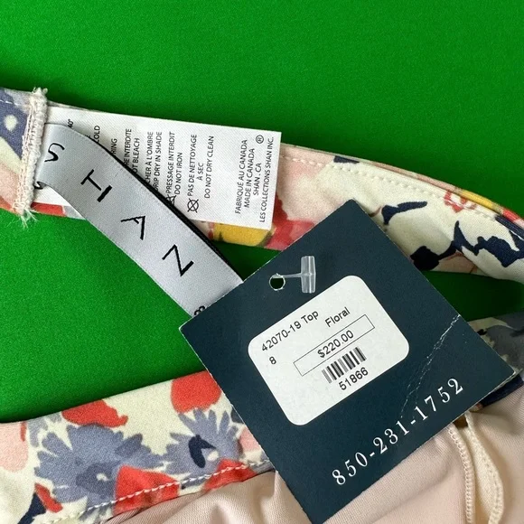 SHAN Beach Folly Floral Bikini Top, NWT H0339 - Picture 5 of 9